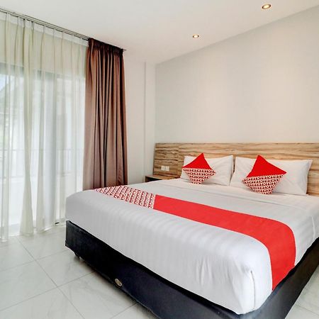 OYO Flagship 90775 I Sleep Hotel Bandung Exterior foto
