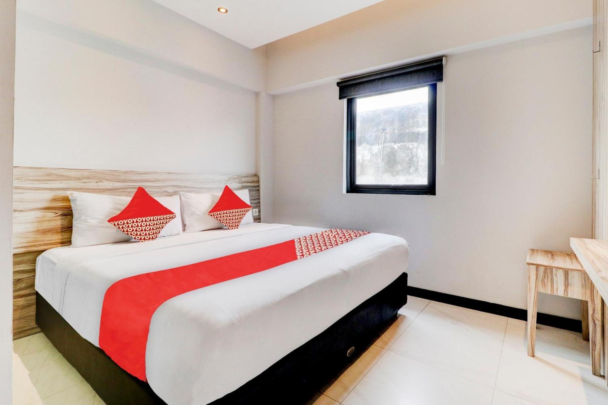 OYO Flagship 90775 I Sleep Hotel Bandung Exterior foto
