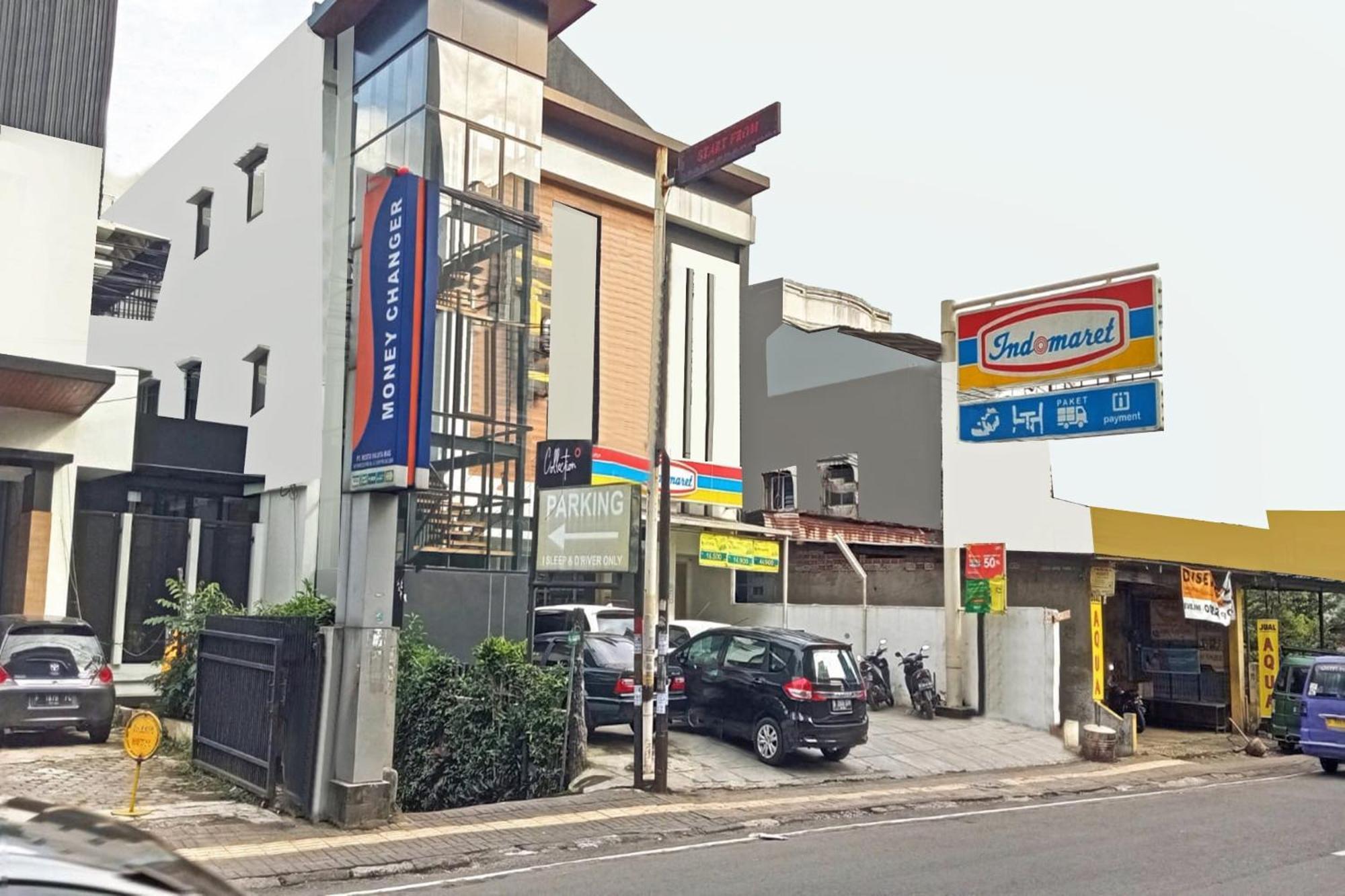 OYO Flagship 90775 I Sleep Hotel Bandung Exterior foto